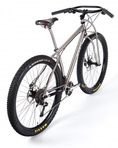 Read more about the article Jones Titanium Diamond frame sets and bikes